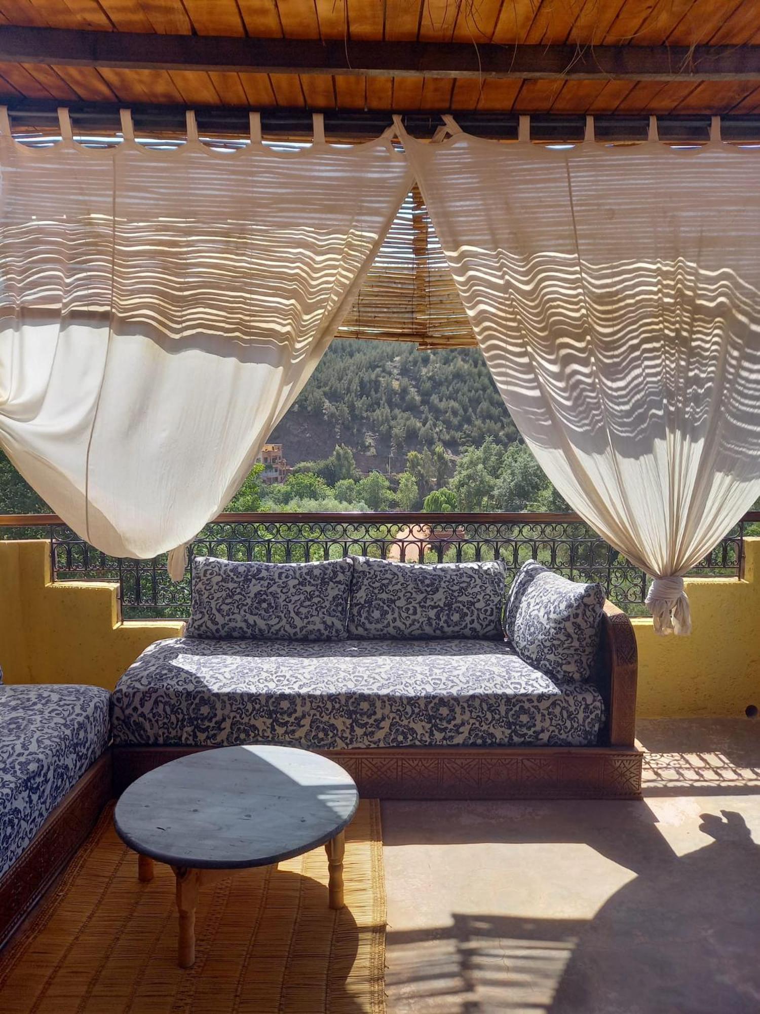 Ourika Timalizene Le Jardin Des Delices Otel Tamezindert Dış mekan fotoğraf